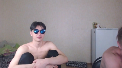 stralght_twinks  22-10-2022